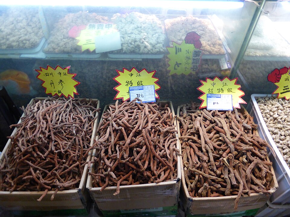 Dried red sage roots